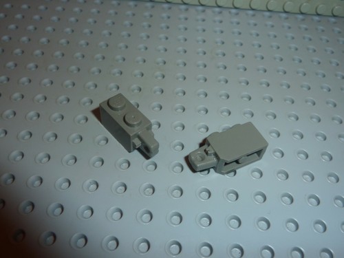 Lego olddkgray hinge brick - 2,