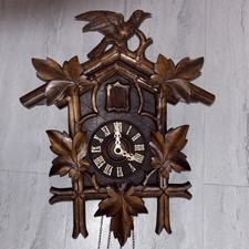 Antico orologio a cucù vedi