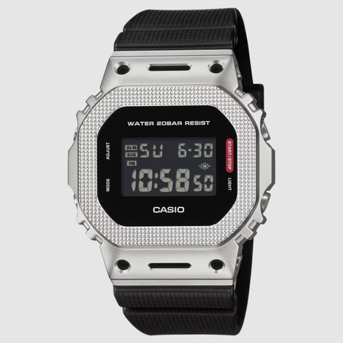Casio shock 5600m 1er - casio, g-shock