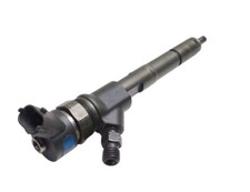 Iniettore Toyota Yaris 1.4 D-4D 2007 - 0445110215 / 2367033030