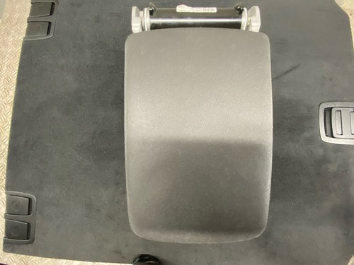 93438 bracciolo audi avant - audi,