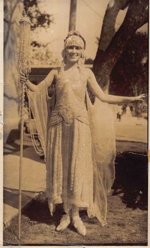 Costume donna elegante