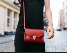 Borsa in pelle The Cambridge