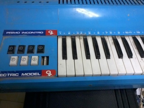 Pianola vintage anni - anni, 80