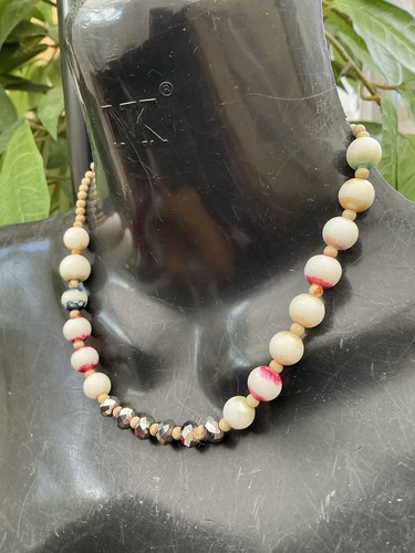 Collana perline fatta - di, a