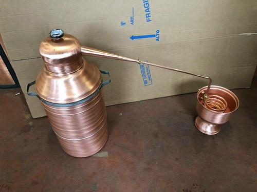 Alambicco distillatore in - alambicco,