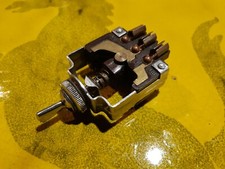 MASERATI 3500 GT  GTI SEBRING E SPIDER INTERRUTTORE ORIGINALE