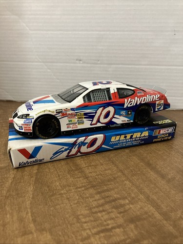 Nascar diecast scala 2004 - diecast, 1/24