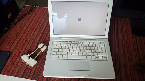 Macbook white a1181 - macbook,