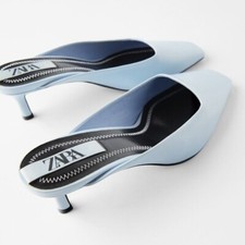 Nuovo ZARA Mules blu con tacco