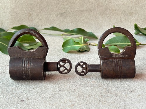 Vecchio vintage rustico - rustico, ferro