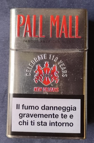 Pacchetto sigarette in - -,