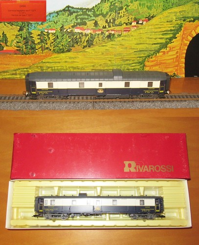 Rivarossi 242 carrozza - rivarossi, ho