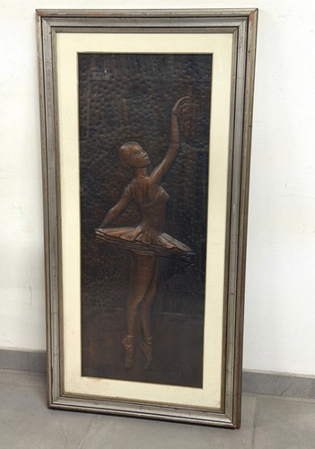 Preda rilievo ballerina - rilievo,,