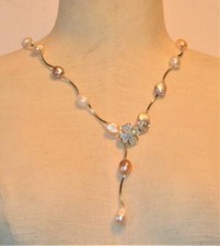 Collana Silvertone Multicolore Con Perle Finte E Strass Trasparenti 28"
