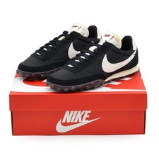 IM8658-001 Nike Waffle Racer