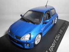 RENAULT SPORT CLIO V6 PHASE 2 DE 2002  1/43ème