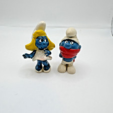 Shiver Smurf and Smurfette