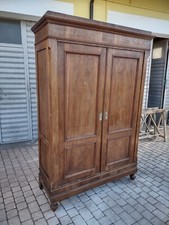 armadio antico in noce italiano