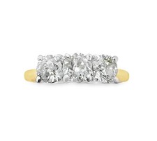 Anello trilogy in oro giallo e