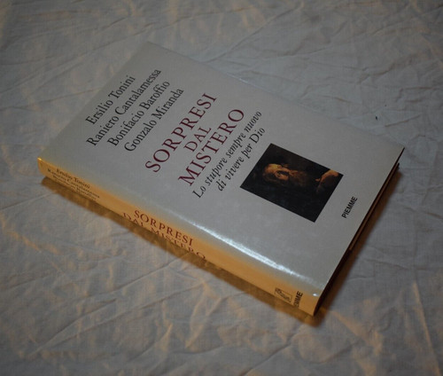 Sorpresi dal mistero lo - mistero.,