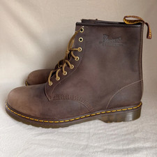 Dr. Martens 1460 stivali