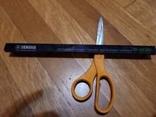 YAMAHA  P-200 TURNTABLE  -