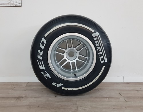 Formula uno ruota pirelli - uno, f1