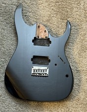 Ibanez RG6005FEQM Corpo