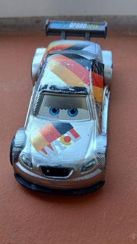 Pixar auto disney - pixar,