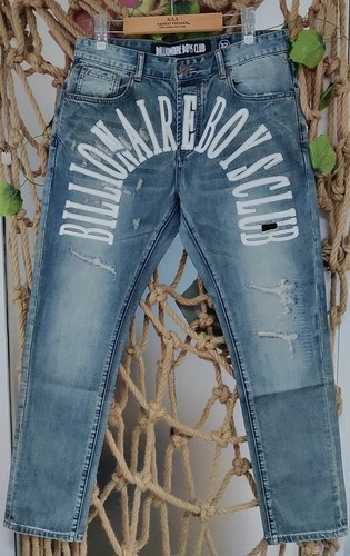 Jeans nuovi con etichette
