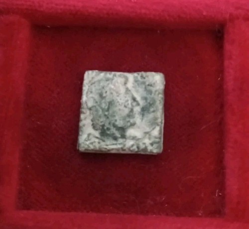 Dinastia costantiniana follis - dinastia,