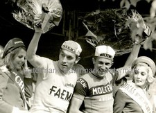 Foto originale, Eddy Merckx vince la tappa di St.Vincent al Giro d'Italia 1968