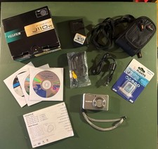 Fujifilm FinePix J110w 10
