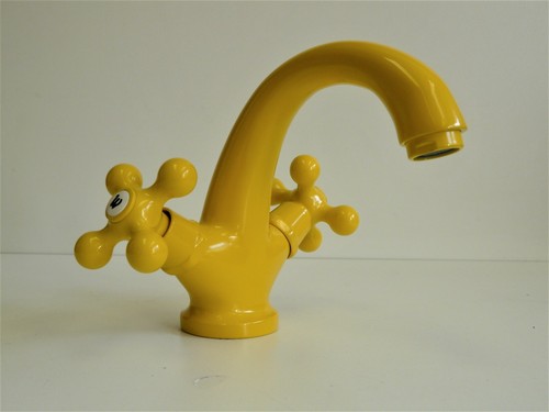 Rubinetto lavabo giallo - da,