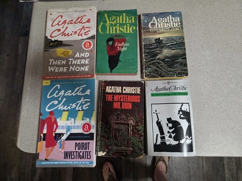 Agatha christie books 1 is - christie., 6