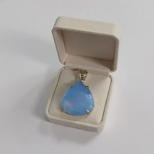 Ciondolo bicolore 90,45 ct