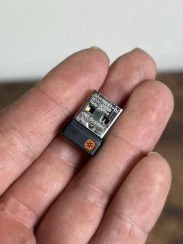 Logitech oem m570 dongle - logitech,