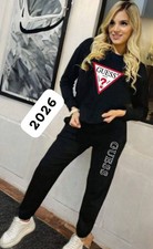 tuta donna scarpe profumi giacchetti