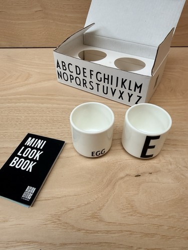 Cost bnib danish design - danish,