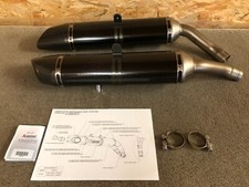 Akrapovic scarico carbonio