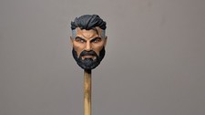 Scultura testa grande Omni