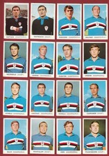 SET DI 16 FIGURINE CALCIATORI