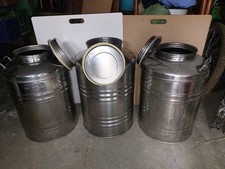 Lotto 3 Damigiane in Acciaio Inox per Olio – 50 Litri Ciascuna