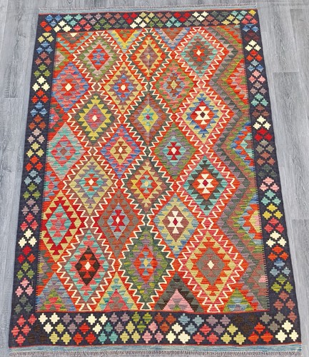 Tappeto kilim tribale fatto - , a