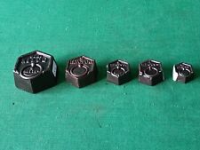 LOTTO 5 PESI PESO ESAGONALE IN GHISA E FERRO BILANCIA BASCULA PESI VARI. CP63