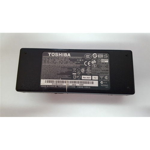 Alimentatore usato toshiba - usato,