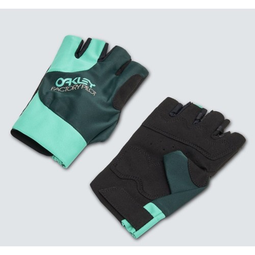 Oakley factory pilot - , short