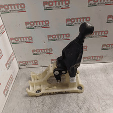 28100M68K01 Leva cambio compl