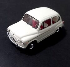 FIAT 600 Raro Modello Senza Marca - Scala 1:24. Circa Anni 60/70. Leggi desc